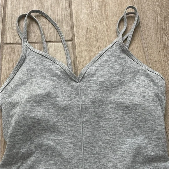 Alo Yoga Suns Out Onesie Romper One Piece Athletic Heather Grey Gray 5” Sz XS - Picture 6 of 10